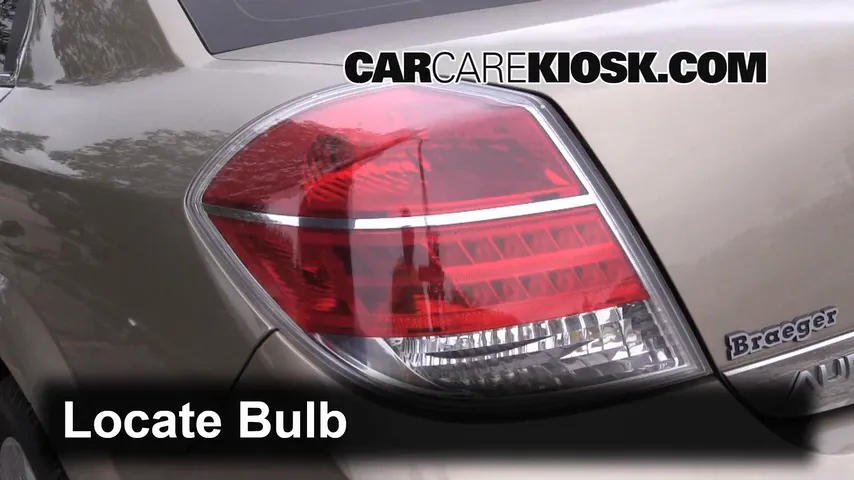 2008 Saturn Aura XE 3.5L V6 Luces Luz trasera (reemplazar foco)